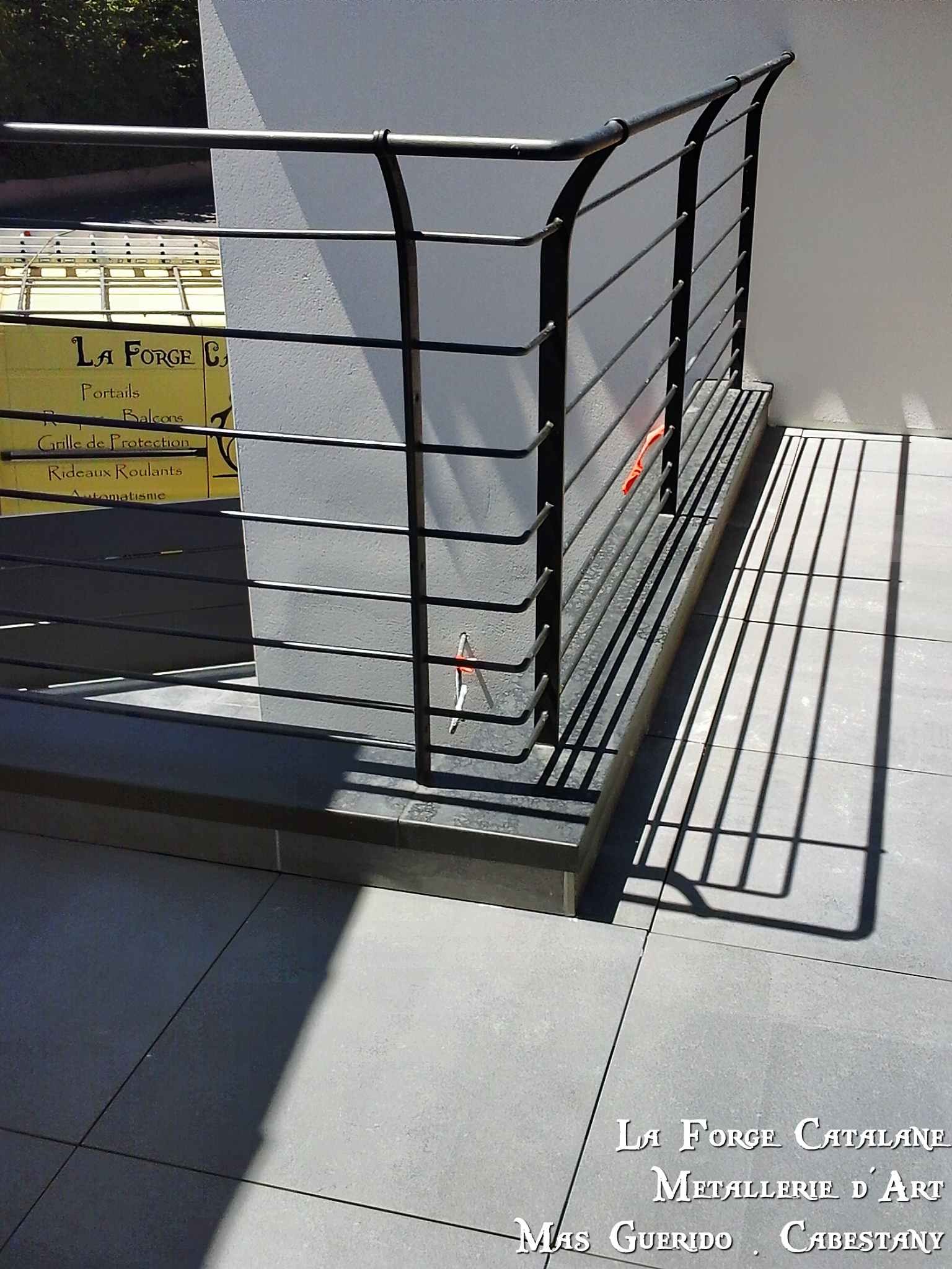 rambarde garde corps rondins horizontaux main courante deportee fer La Forge Catalane (7).jpg